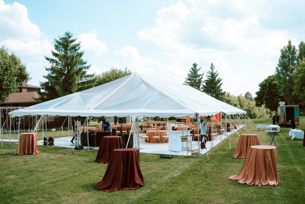 40 x 100 White Frame Tent