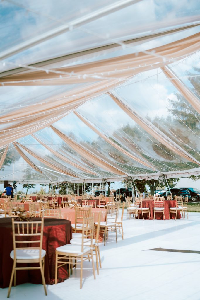 40 x 100 Clear Frame Tent